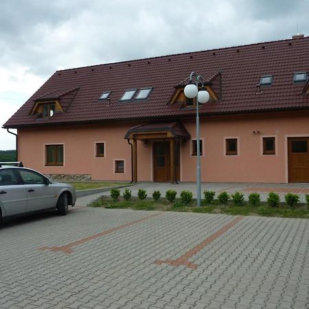 Penzion Slávka Hotel Třemošnice Exterior foto